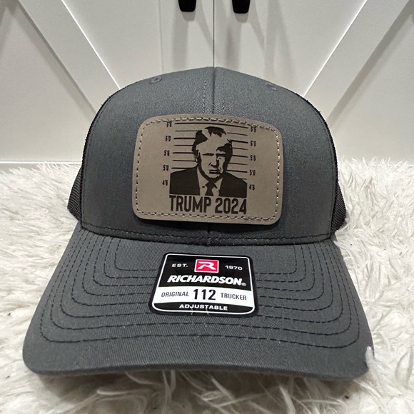 Trucker SnapBack Richardson 112 hat Trump mugshot - Picture 2 of 2